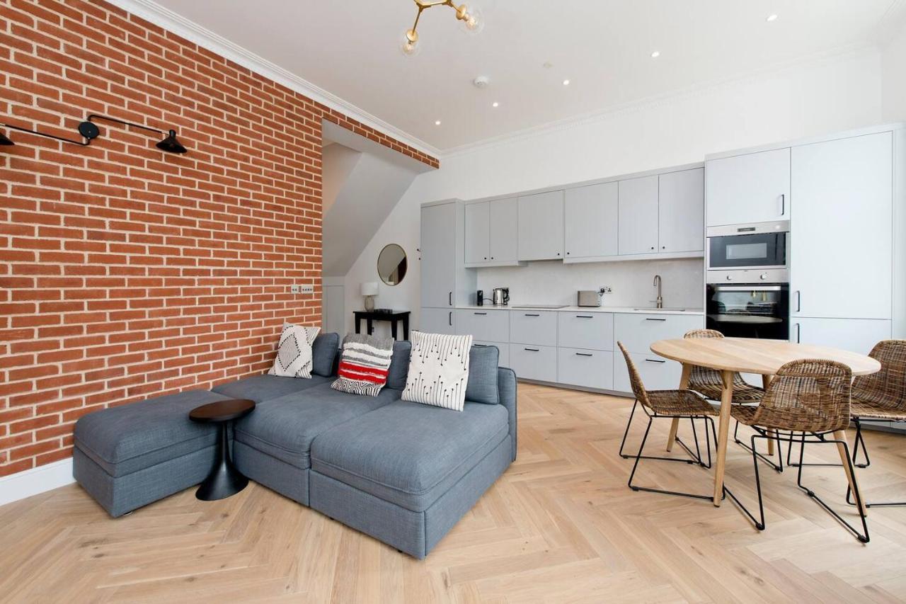 Modern, Chic 1-bed In Notting Hill London