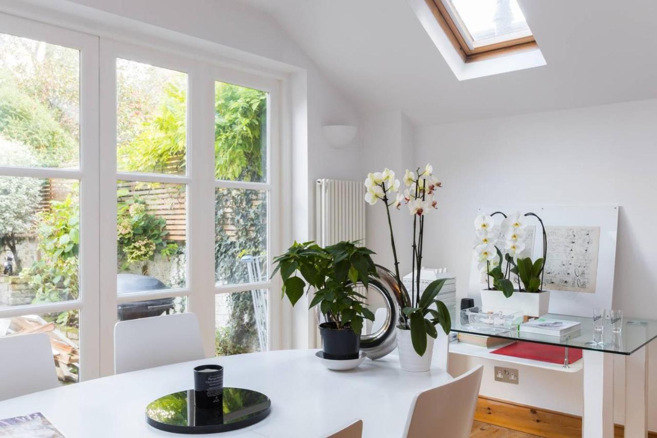 Vakantiehuis Fabulous 4-bed House In Fulham With Garden! Londen