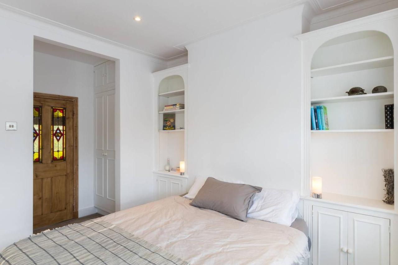 Vakantiehuis Fabulous 4-bed House In Fulham With Garden! Londen