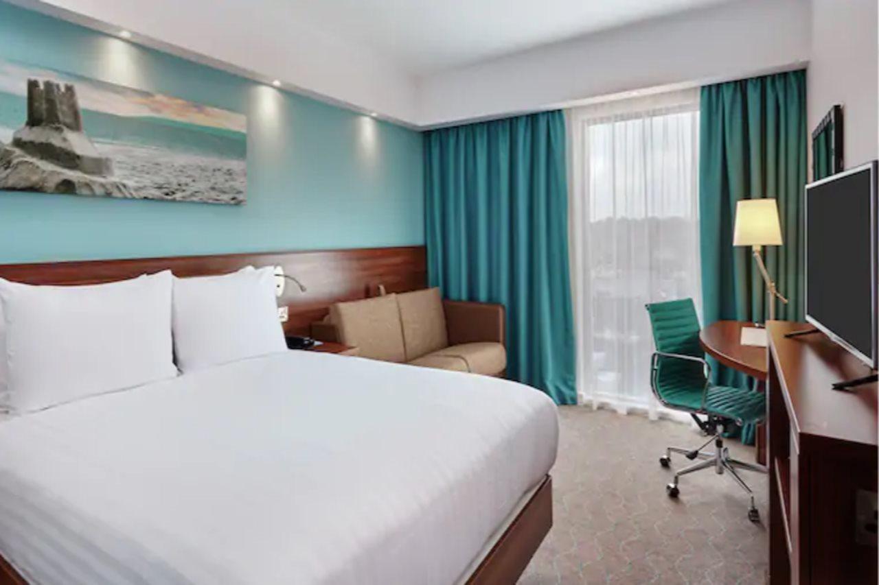 Hotell Hampton By Hilton Ealing