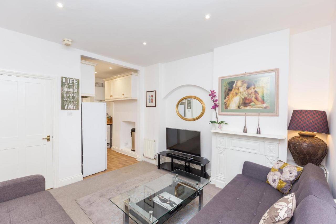 Shepherd Market Apartment