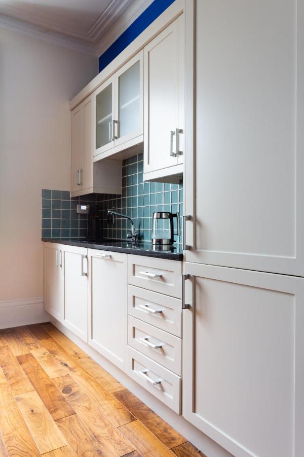 Stafford Terrace Iv By Onefinestay * London