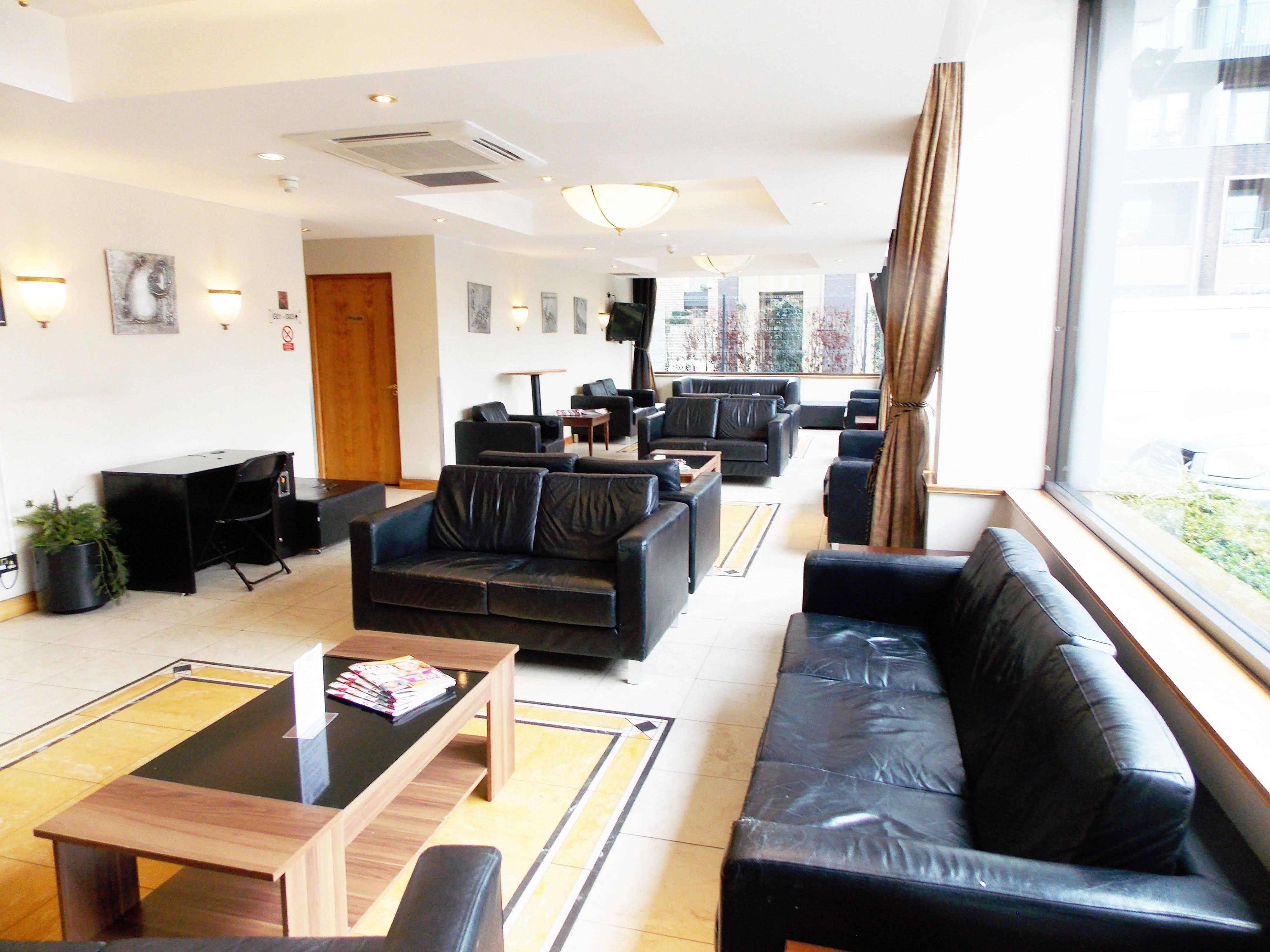 - Wembley International Hotel London
