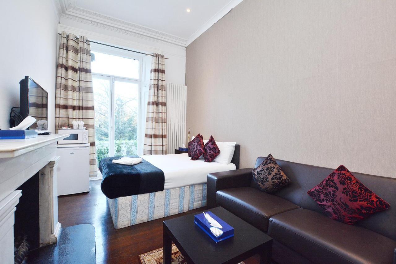 Hyde Park Gate Hostel