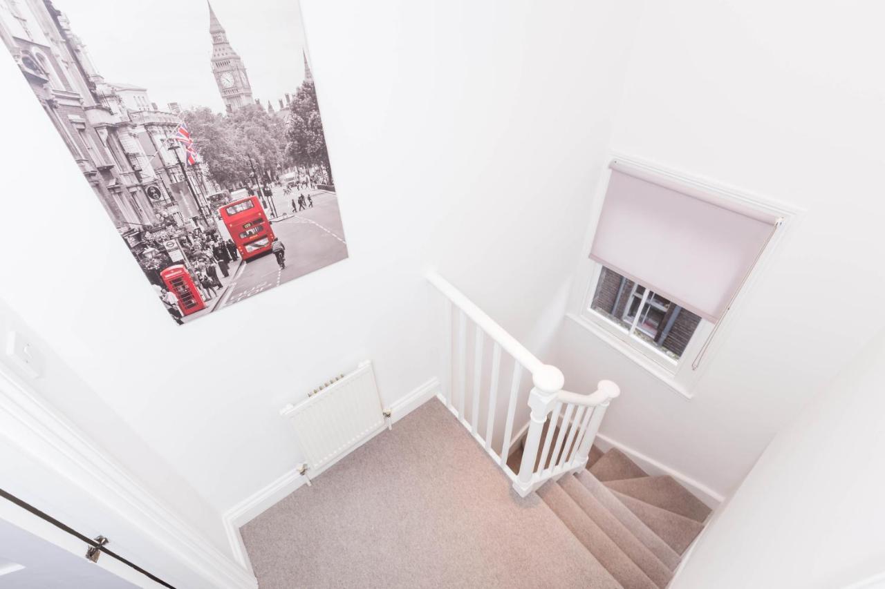 Apartment Shepherd Market London