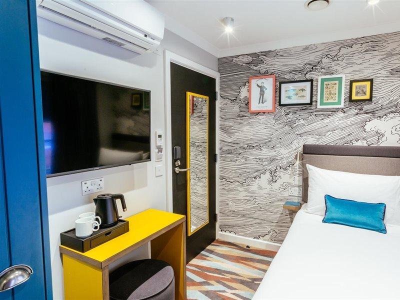 Hotell Oliver Plaza London