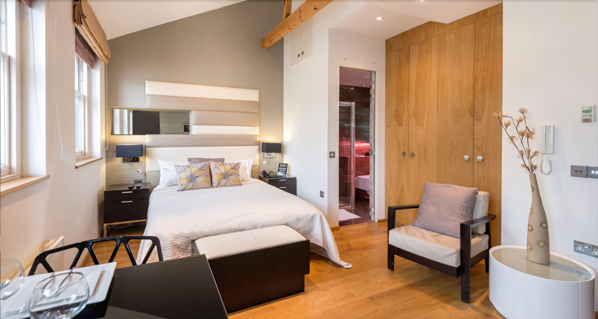 Aparthotel Space
