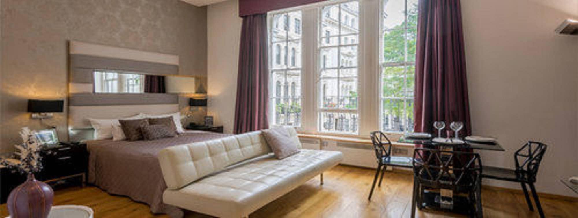 Space Aparthotel