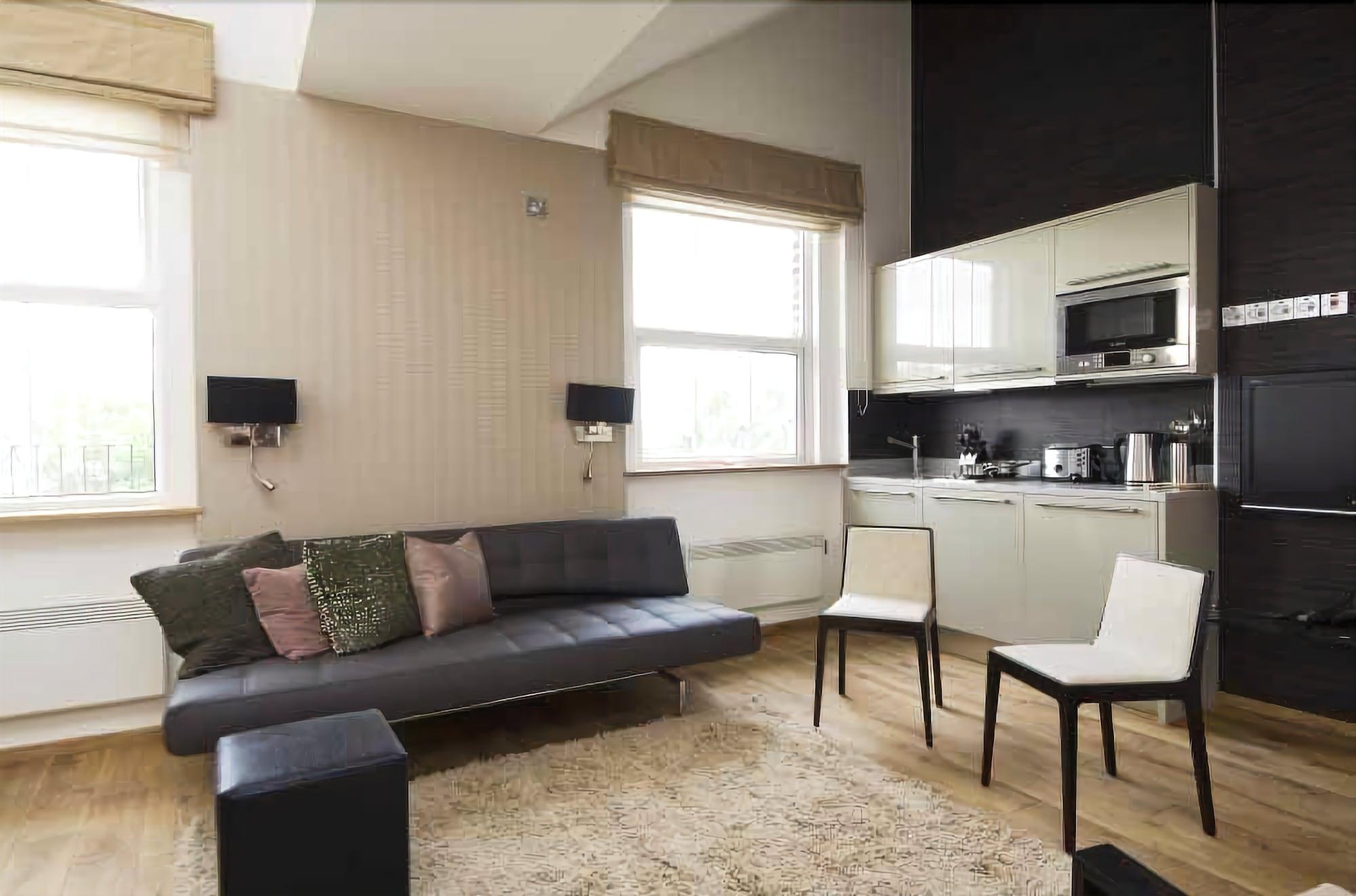 Space Aparthotel