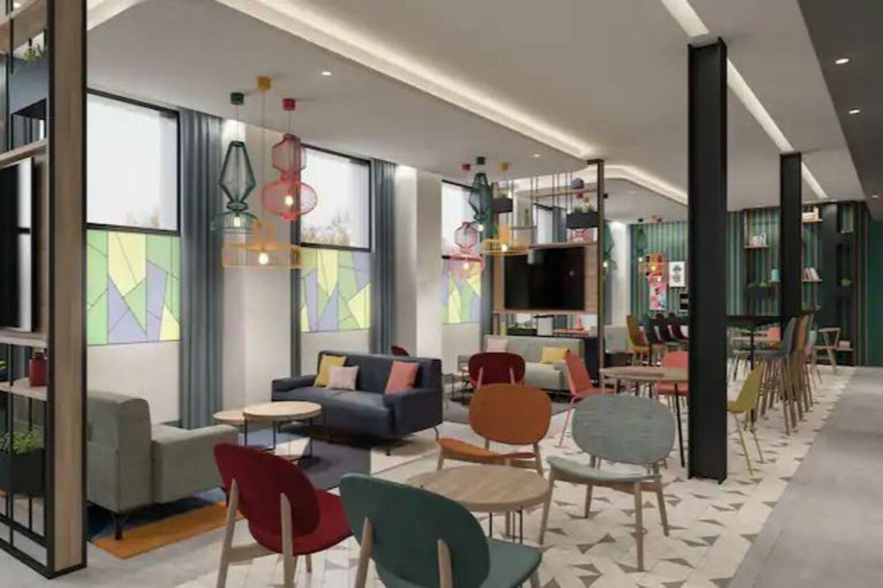 Hampton By Hilton Park Royal Hotel London
