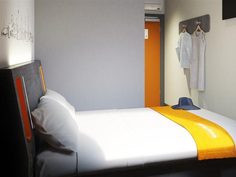 Easyhotel Shoreditch 3* London