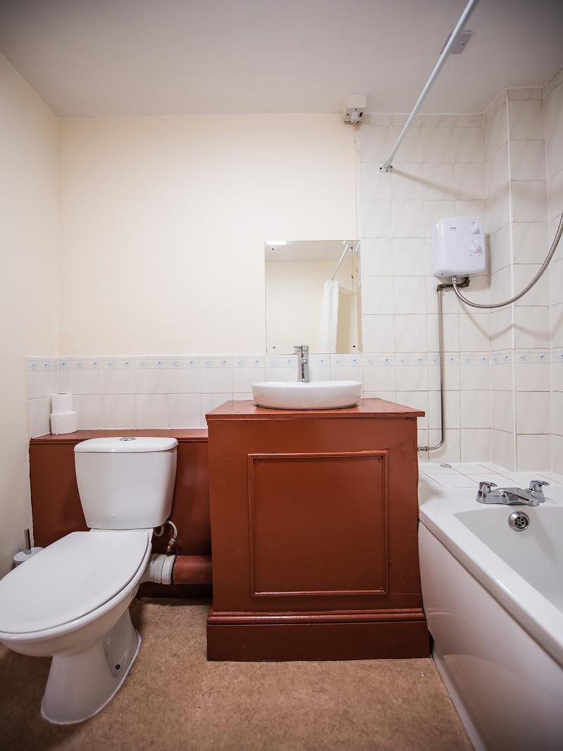 Oyo The Man Pub And Hotell 3*