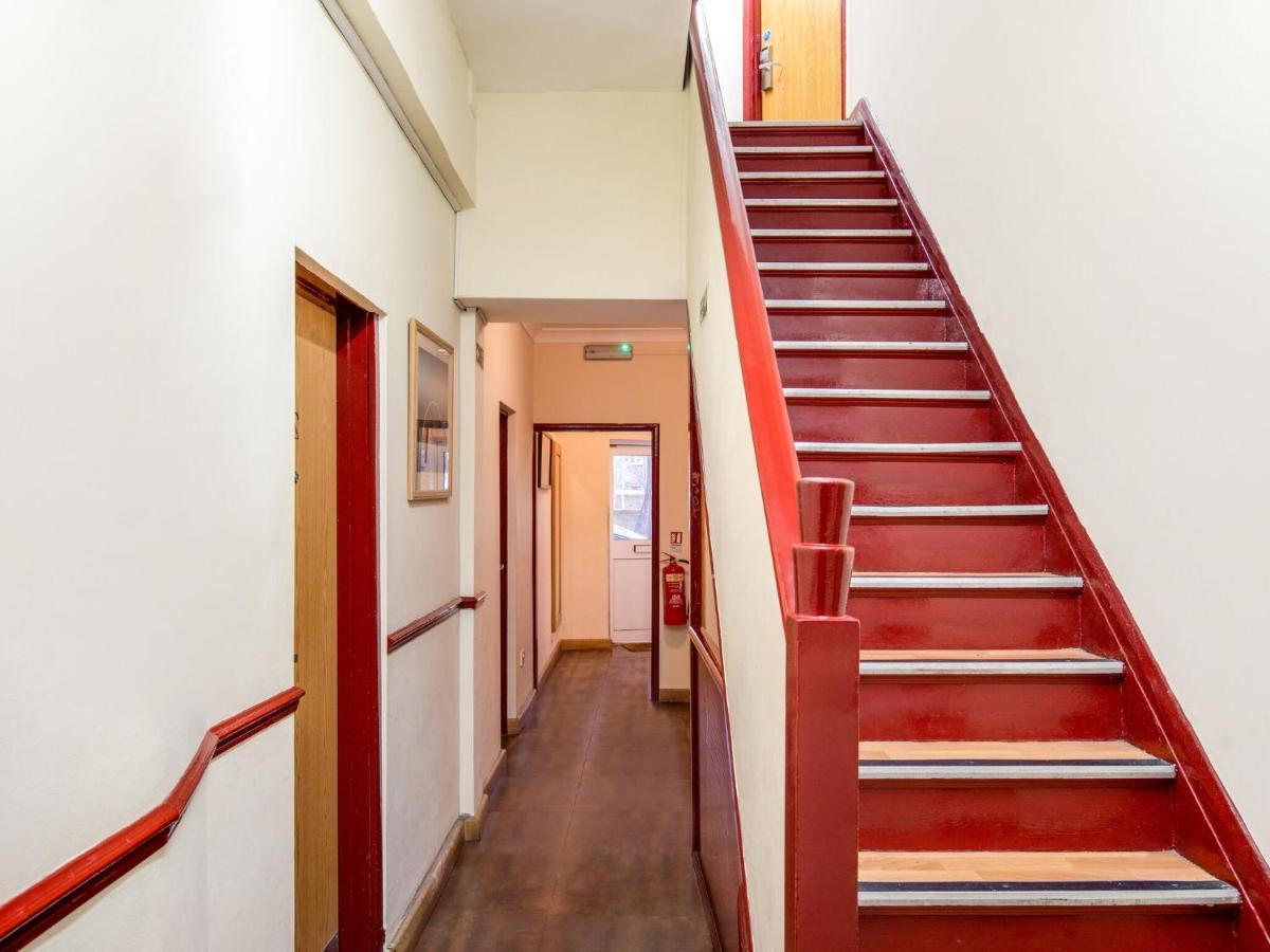 Lovely In With Patio Appartement