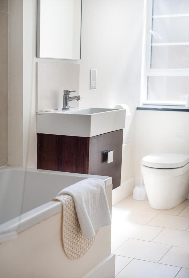 Apartment 638 - Nell Gwynn House, Chelsea *