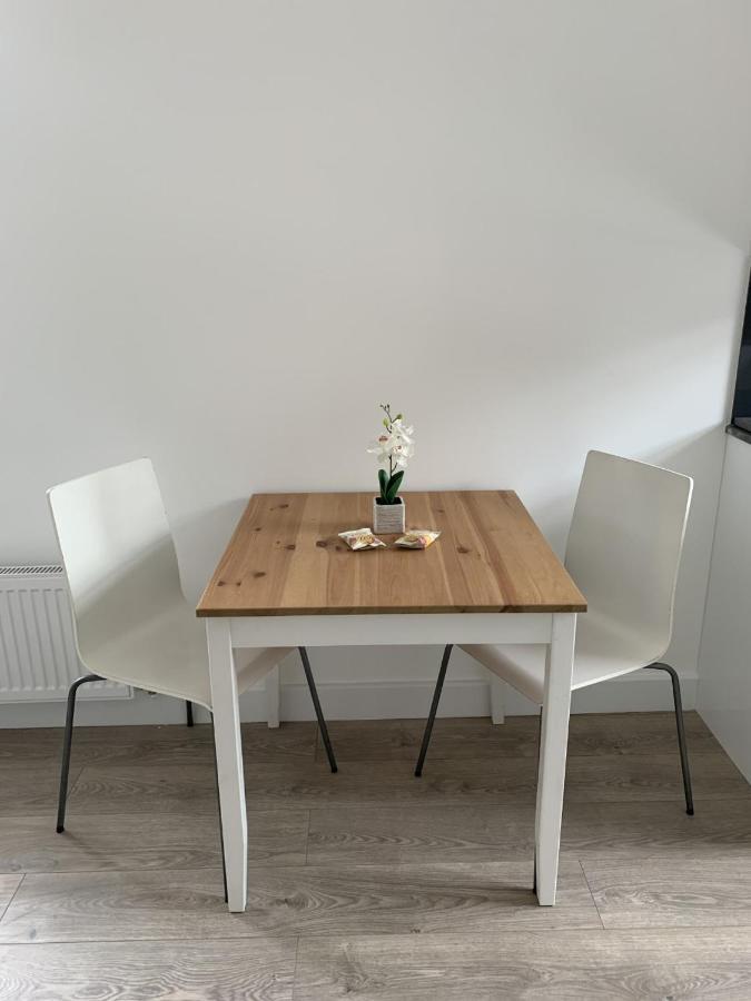 Morland - Hornchurch Apartment London