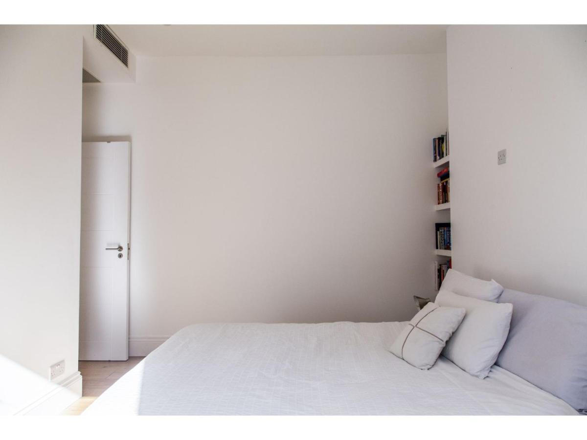 Modern In Hampstead For 4 Leilighet