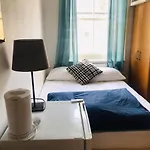 Rooms At 51