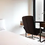 Beautiful 2 Bedroom Property In Borough