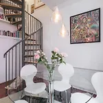Modern 2Br Duplex Apartment 5 Mins From Covent Garden