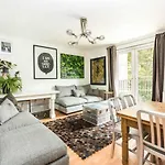 Super 1 Bed Flat Hoxton Zone 1
