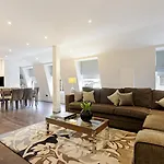 Ashburn Court Apartments