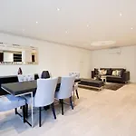 Stunning 2-Bedroom-Hosted By Sweetstay