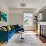 Balham Near Tube Victorian House 4 Bedrooms 9 Beds