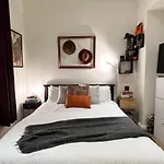 Lovely Flat Near Holland Park