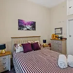 Two Bedroom With Patio Close To Hyde Park Ed4