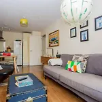 Modern And Cosy 2 Bedroom Apartment In Old Street