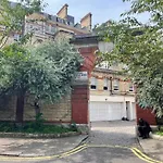 Grosvenor Gardens Apartments