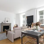Generously Large 1 Bedroom Apartment In Farringdon