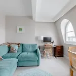 Quaint & Cosy 1 Bedroom Flat - Kensington Olympia!