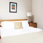 Madison Hill - Bedford Hill 1 - One Bedroom Flat
