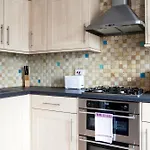 Madison Hill - Bedford Hill 1 - One Bedroom Flat