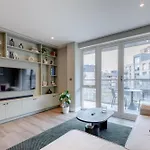 Elegant & Serene 2Bd Flat Wroof Terrace Hoxton!