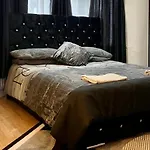 Comfy Rooms. Shared East London Homestay.