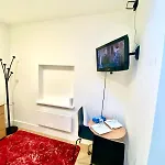 Lovely Cosy Studio Apartment Ground Floor In Central London