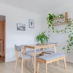 Scandi-Style 2Bd Maisonette Wgarden Brick Lane!