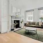 Welcome London - Stay At The Piazza!