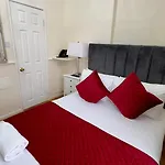Classic Hyde Park Hotel