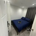 Nine Elms-Us Embassy London Room