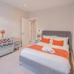 Stunning 3 Bd House-Tottenham Hotspur Stadium-Parking And Wifi Free