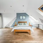 Pass The Keys Wonderful Six Bed Victorian Home In London