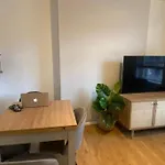 Amazing + Central Cozy Apt London