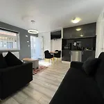 Modern Comfort One Bed Flat In Golders Green