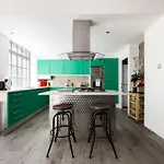 Central Soho Warehouse Loft With Concierge
