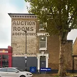 Last-Minute Escape L Exclusive Offer L Delightful 2-Bedroom Apartment In Tufnell Park L Sleeps Up To 5 Guests L By Live London Short Lets & Serviced Accommodation L