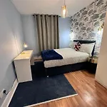 Beautiful Apartment Near Central London