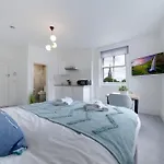 Residence By Valiance